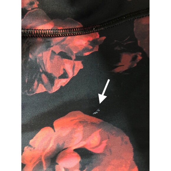 Victoria Secret VS Victoria Sport High Rise Black Floral 7/8 Workout Leggings - Picture 8 of 9